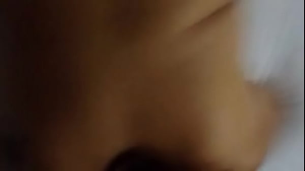 Play MP4 - Morena maravilhosa bunduda fudendo de quatro com o amante