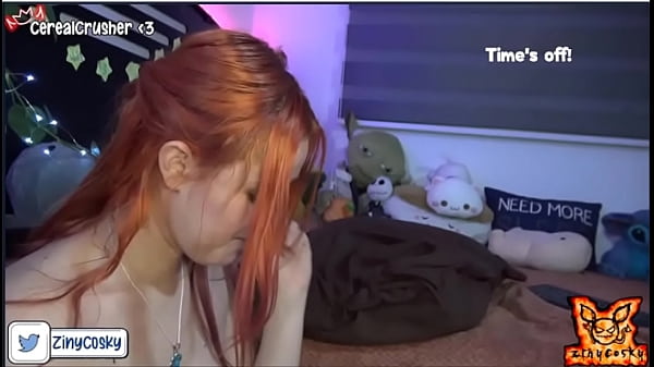 gordita de trasero carnoso en webcam 