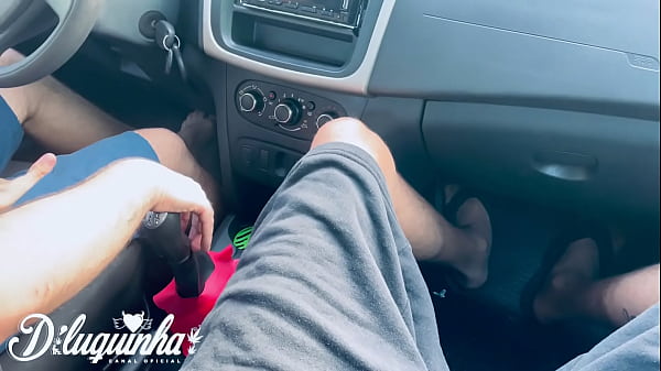 Play MP4 - Motorista ficou de gracinha comigo e eu passei a piroca nele