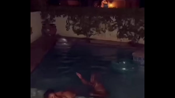 Nonton Summer Time Around The Corner Find Your Person ️ #summer25 #pornhub #poolparty #xvideos thumbnail