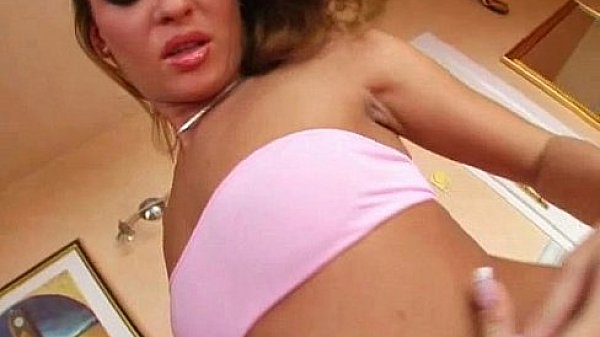 Sperm Swap Sexy scene with big cum tasting for two hot honeys 