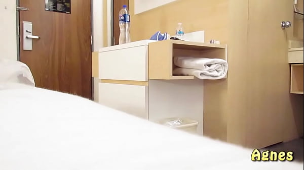 Colegiala No Quiere Usar Cubrebocas thumbnail