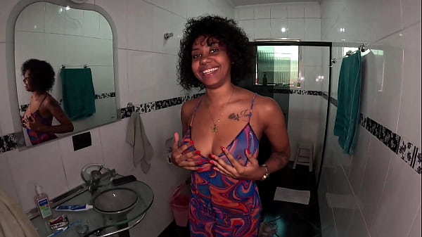 Play MP4 - A carioca voltou e muito melhor no anal