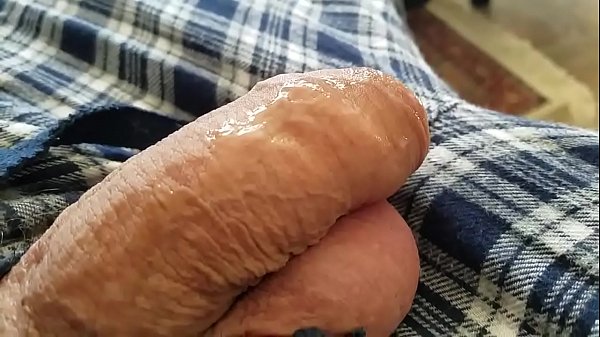Play MP4 - Uncut 's Big Cumshot Orgasm