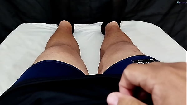 Play MP4 - Mais um dia excitado com minha namorada se masturbando me fazendo gozar