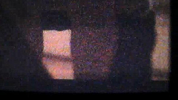 Bel&eacute;n Fernandez teniendo sexo en roommates hbo 