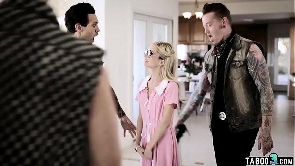 Play MP4 - Extra small teen offers her virgin pussy to save her BF