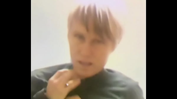 Ariel glide is full of desire 