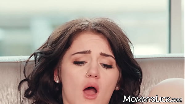 Redhead kendra james fingering stepdaughter rosalyn sphinx the way this stepmom works on that pussy is simply perfect and her stepdaughter just loves it