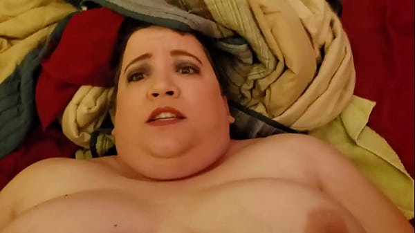 Play MP4 - Pounding that fat whore clip