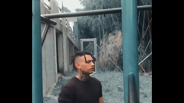 Play MP4 - Una rutina muy deliciosa y caliente al aire libre