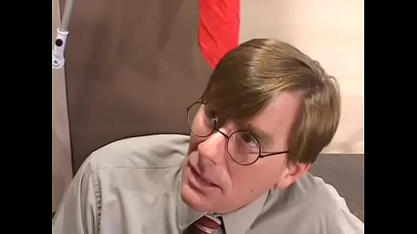 Hot blonde Cindy_gets herpie checked up