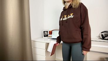 Nonton Step Bro Helps Step Sis With Math Homework In Exchange For Sex! thumbnail