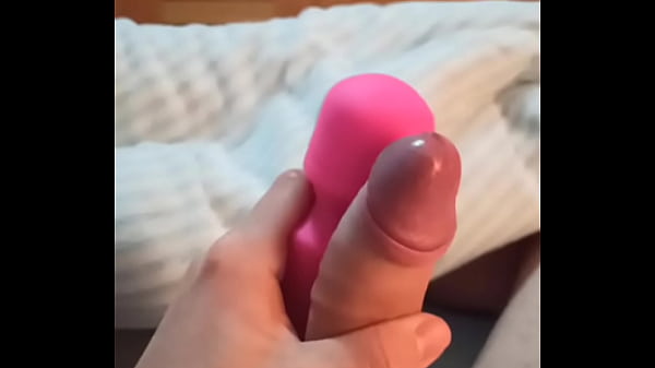 Play MP4 - Cumming with my toy
