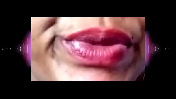 Play MP4 - Cuckold - Bus Journey Tamil Sex Story by Glima Aunty