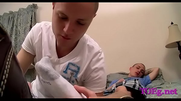 Chap shows hot foot fetish