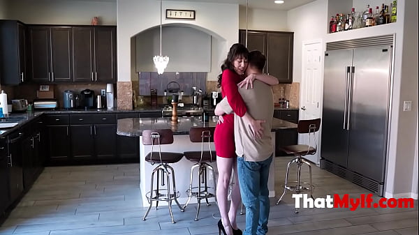 stepMom step SON TVShow Jenna Noelle