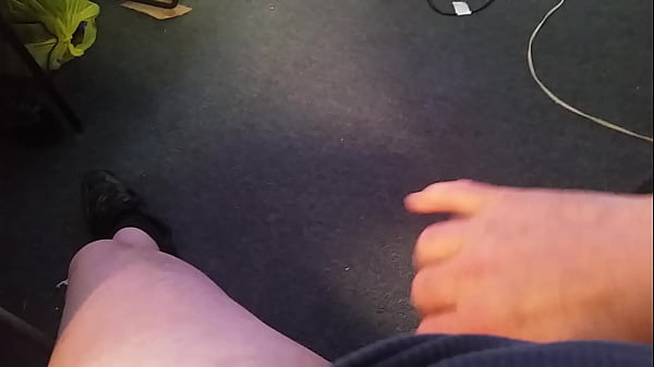 Nonton Very Horny thumbnail