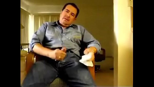 Play MP4 - Maduro Delicioso gay