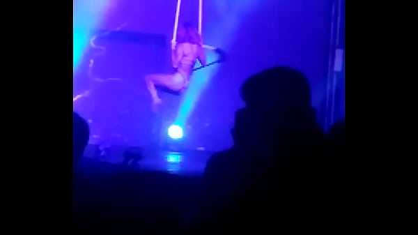 Chica en el aire