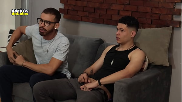 Padrasto Ensina Enteado A Foder thumbnail