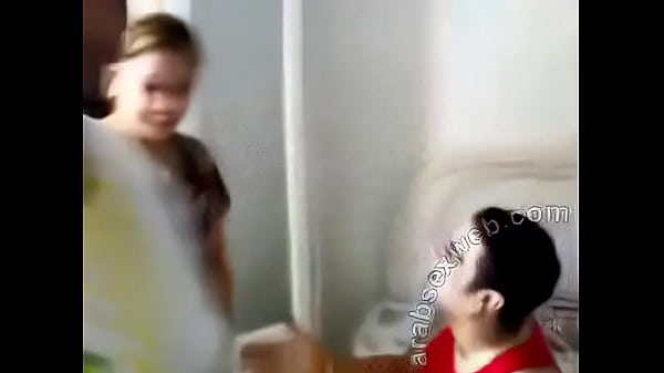 Sexy_Arab teen foreplay ASW822