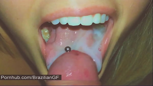 Boquete molhado da namorada doamigo