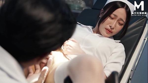 Play MP4 - ModelMedia Asia - Fucking a married nurse and a long-legged female doctor in front of her husband