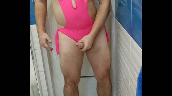 Play MP4 - Boy wearing sexy pink swimsuit