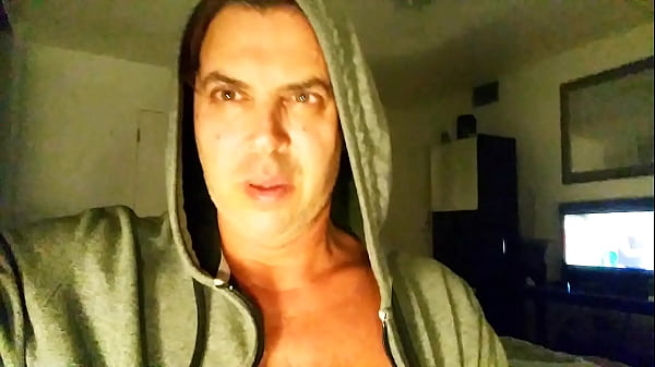 Straight Famous Male Cory Bernstein Caught On Instagram Nude Dare And Fucks Pen On Ig @countcory thumbnail