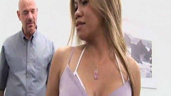 Mika gets on all fours 