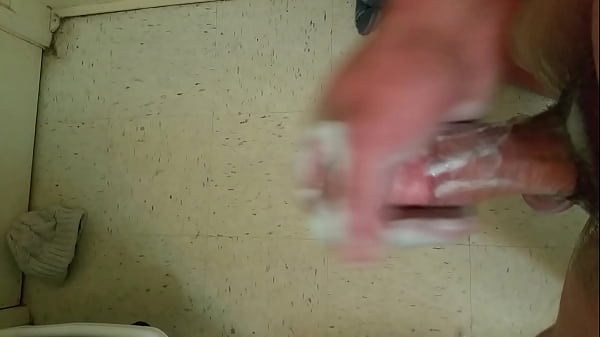 Nonton Jacking Off In Shower thumbnail