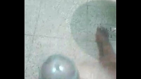 Pretudo gozando gostoso 