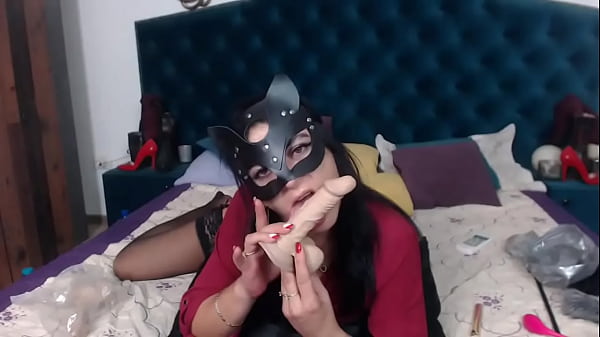 Nonton Dventures Of Milfycalla Ep 92 My Teddy Dildoone Day, While Browsing Through An Online Store, Milfycalla Stumbled Upon A T... thumbnail