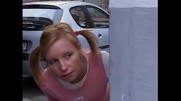 Play MP4 - pee in public