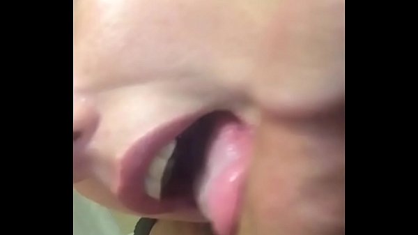 DeLaOMG letting petite girl_show himwhat dick sucking skills she has