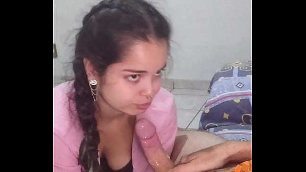 Play MP4 - Boquete maravilhoso estilo garganta profunda e aquela sentada que acabou em gozada dentro da bucetinha da White Moon &lpar; Completo no RED &rpar;