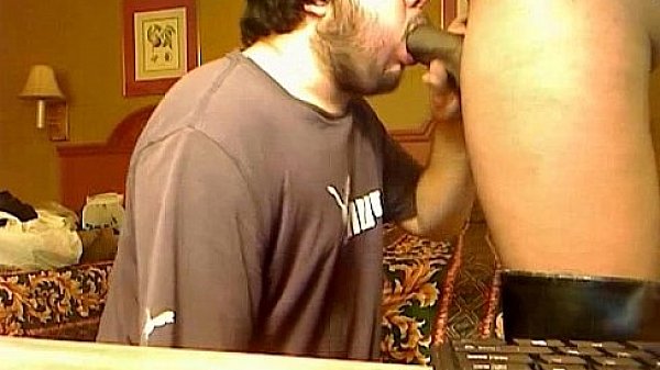 Sucking bbc like a good bitch 