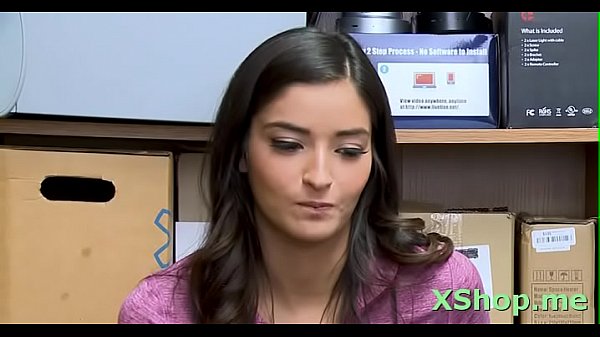 Fangtastingfrom lusty brunette Emily Willis