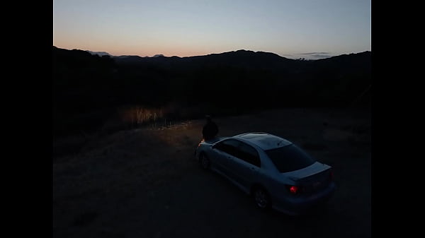 El conejo malo singando 