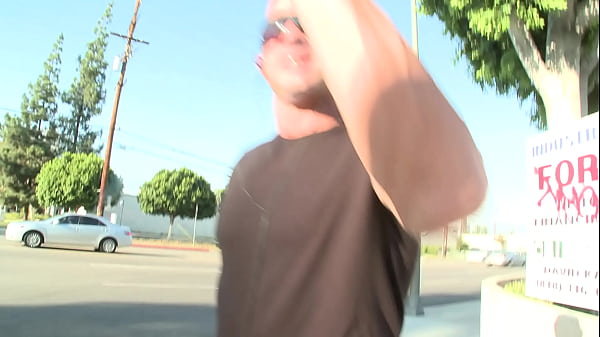 Miley Ann Gets Her Pussy Fucked Live In A Chat Room thumbnail