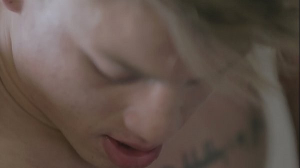 Putinha brincando com o namorado 