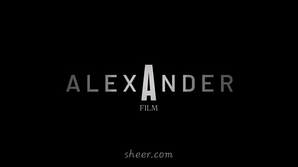 Nonton Ansima E Interrompe Il Primo Orgasmo | Al Secondo Sborra Forte Sullo Sgabello - Un Cazzo Enorme E Un Grande Carico Di Sperma thumbnail