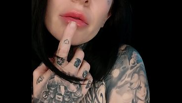 Horny Milf thumbnail