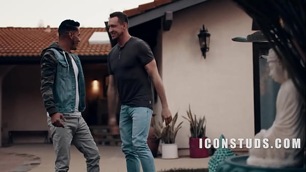 Gay Dudes Do It More Sensually 