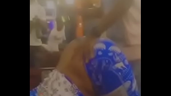 Nonton Grinding Twerks thumbnail