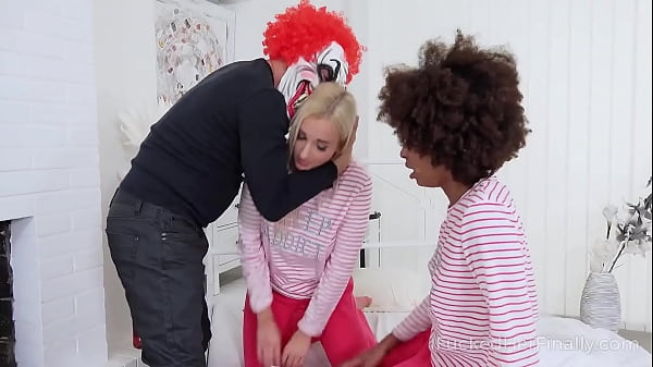 I_Fucked Her Finally Bisexual chicks ride_an evil_clown