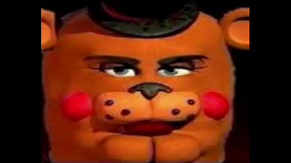 Estrellla pornose entristece al enterarse que_zorrita_furry macaco no_volvera_a su ciudad natal chica_mientrassus vecinos se_agarran_a balazos con pajaros