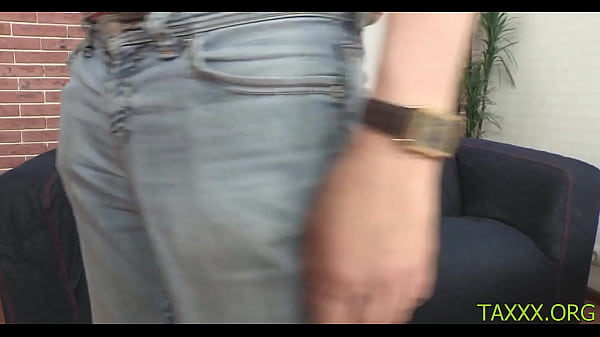 Voluptuous brunette Nataly Gold gets access toa dink