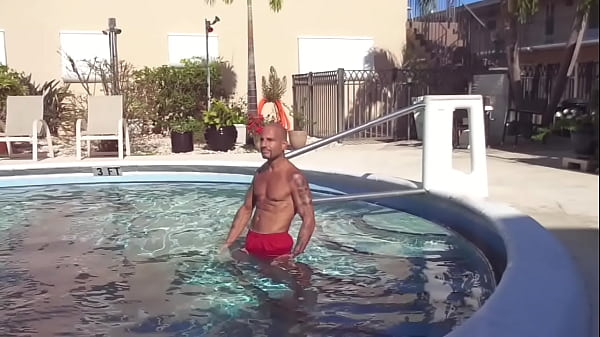 MAXXX_LOADZ THE HARDBODY PORNSTAR FLEXING IN THE POOL